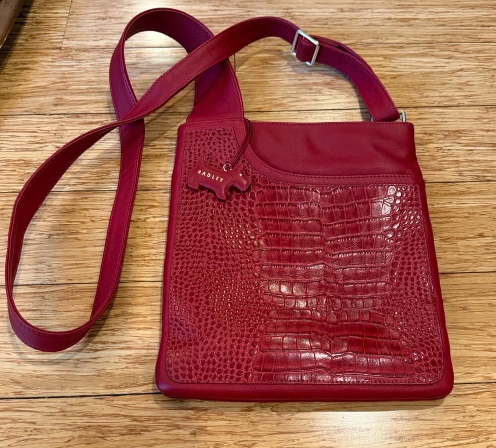 Radley London Red Croc-Embossed Leather Crossbody Bag Purse w/ Multiple Pockets